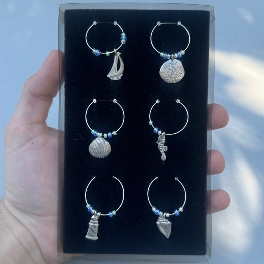 ADORABLE Wine Drink Charms - Gold and Silver Set, Coastal Shells and Cocktails - Picture 3 of 3
